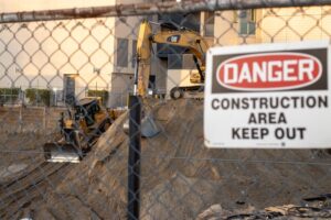 San Antonio, TX – Two Workers Hurt in Accident on Loop 1604